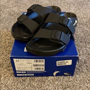 Brand New in Box Birkenstock Black Arizona Sandals